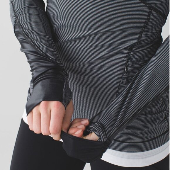 Lululemon Kriss Cross Half 1/2 Zip Jacket Black & Grey Stripe Sporty Workout 10 - Picture 16 of 16